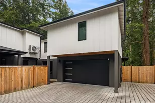 10827 104th Ave NE, Kirkland, WA 98033 - Photo 32