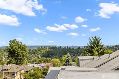 2327 E Denny Way, Seattle, WA 98122 - Photo 26