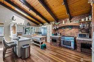 11043 Bayview Edison Rd, Mount Vernon, WA 98273 - Photo 4