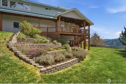 2612 Halvorson Canyon Road, Wenatchee, WA 98801 - Photo 32
