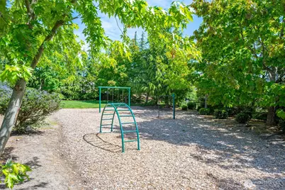 2851 SW Berwick Drive, Oak Harbor, WA 98277 - Photo 40
