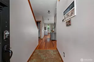 2851 SW Berwick Dr, Oak Harbor, WA 98277 - Photo 16