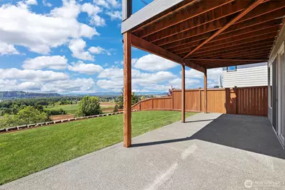 10105 174th Avenue E, Bonney Lake, WA 98391 - Photo 32