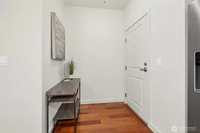 150 102nd Avenue SE #105, Bellevue, WA 98004 - Photo 4