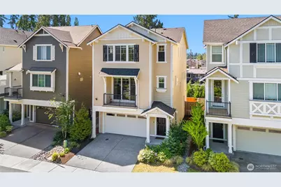 2204 176th Place SW #3, Lynnwood, WA 98037 - Photo 1