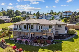 1040 Cassius Ct, Camano Island, WA 98282 - Photo 4