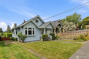 7843 Stroud Ave N, Seattle, WA 98103 - Photo 2