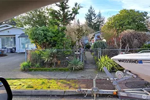 7836 S Ainsworth Ave, Tacoma, WA 98408 - Photo 2