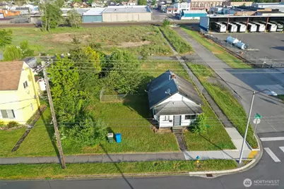 301 S Gold Street, Centralia, WA 98531 - Photo 8