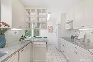 2926 W Blaine St, Seattle, WA 98199 - Photo 10