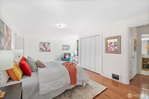 2926 W Blaine St, Seattle, WA 98199 - Photo 14