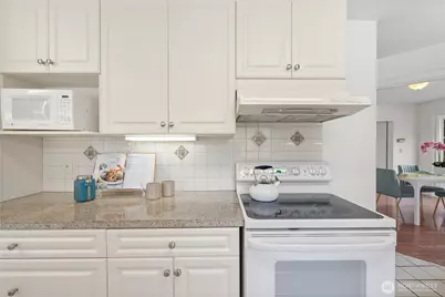2926 W Blaine Street, Seattle, WA 98199 - Photo 12