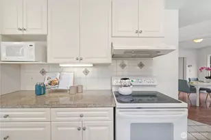 2926 W Blaine St, Seattle, WA 98199 - Photo 12