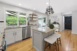 27621 NE Quail Creek Dr, Redmond, WA 98053 - Photo 10