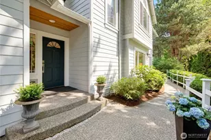 27621 NE Quail Creek Dr, Redmond, WA 98053 - Photo 2