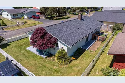 220 Grand Army Street, Westport, WA 98595 - Photo 30