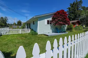 220 Grand Army St, Westport, WA 98595 - Photo 2