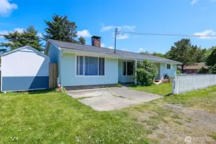 220 Grand Army St, Westport, WA 98595 - Photo 1