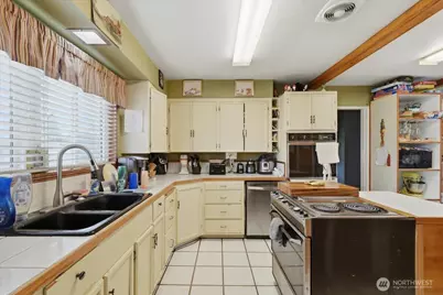 3287 Olive Way, Longview, WA 98632 - Photo 6
