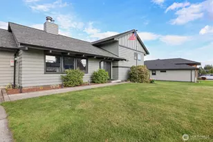 8808 Line Rd, Lynden, WA 98264 - Photo 4