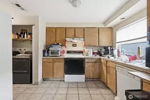 5608 NE 38th St, Vancouver, WA 98661 - Photo 8