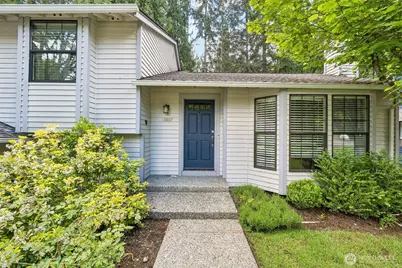 13807 173rd Avenue NE, Redmond, WA 98052 - Photo 2