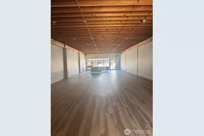 17627 Vashon Hwy SW, Vashon, WA 98070 - Photo 2