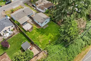 15729 Midvale Ave N, Shoreline, WA 98133 - Photo 16