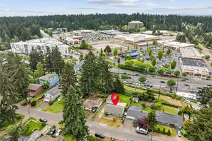 15729 Midvale Ave N, Shoreline, WA 98133 - Photo 2