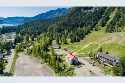 221 Hyak Drive E #302, Snoqualmie Pass, WA 98068 - Photo 8