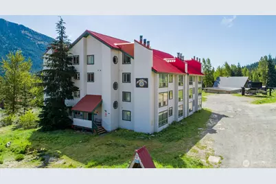 221 Hyak Drive E #302, Snoqualmie Pass, WA 98068 - Photo 2