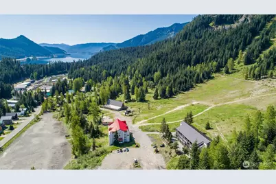 221 Hyak Drive E #302, Snoqualmie Pass, WA 98068 - Photo 6