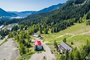 221 Hyak Dr E, Snoqualmie Pass, WA 98068 - Photo 6