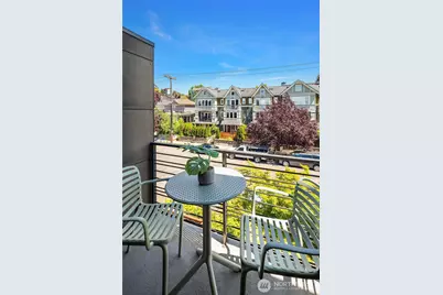 219 12th Avenue E #A, Seattle, WA 98102 - Photo 16