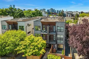 219 12th Ave E, Seattle, WA 98102 - Photo 1