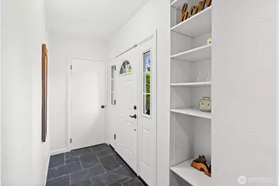 7819 28th Street W, University Place, WA 98466 - Photo 4