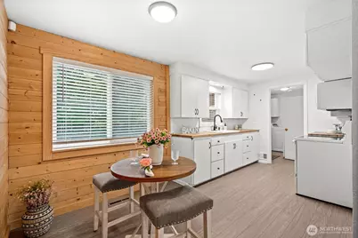 7819 28th Street W, University Place, WA 98466 - Photo 16