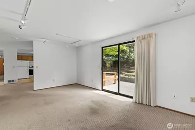 8111 NE 157th, Kenmore, WA 98028 - Photo 16