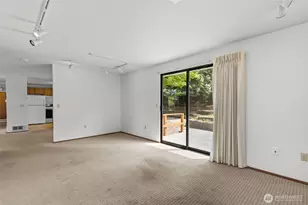 8111 NE 157th, Kenmore, WA 98028 - Photo 16