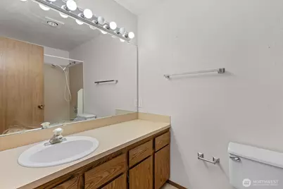 8111 NE 157th, Kenmore, WA 98028 - Photo 26