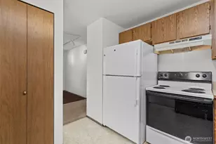 8111 NE 157th, Kenmore, WA 98028 - Photo 12