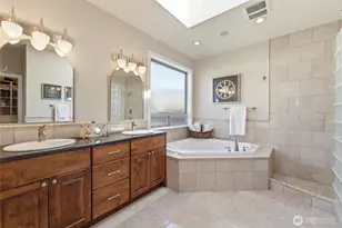 124 Waterview Dr, Chelan, WA 98816 - Photo 22