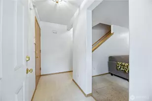 10907 63rd St E, Puyallup, WA 98372 - Photo 4