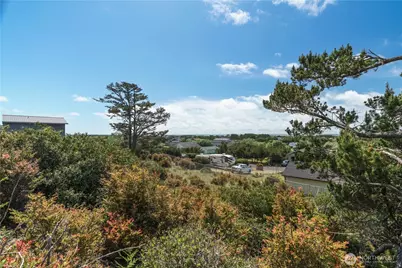 35309 J Place, Ocean Park, WA 98640 - Photo 8