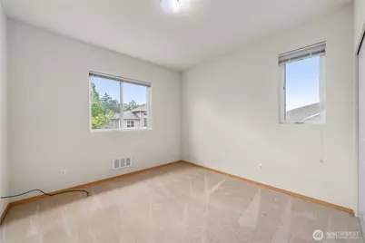2045 Bob's Hollow Lane #C, DuPont, WA 98327 - Photo 16