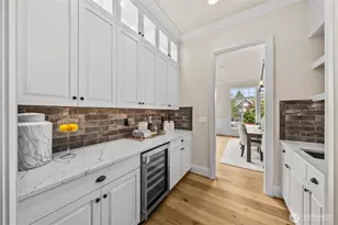 10223 NE 22 Pl, Bellevue, WA 98004 - Photo 14