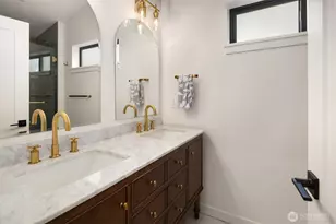 4009 33rd Ave W, Seattle, WA 98199 - Photo 10