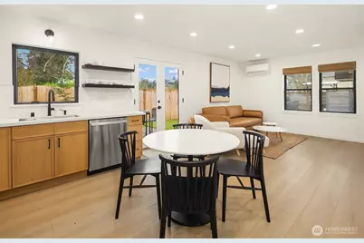 4009 33rd Avenue W #B, Seattle, WA 98199 - Photo 6
