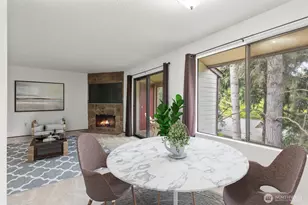 16200 NE 12th Ct, Bellevue, WA 98008 - Photo 14