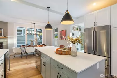 2511 2nd Avenue W, Seattle, WA 98119 - Photo 10